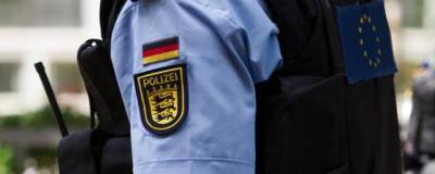 В Германии неизвестный с ножом ранил несколько человек