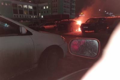 В Новосибирске рано утром сгорел автомобиль