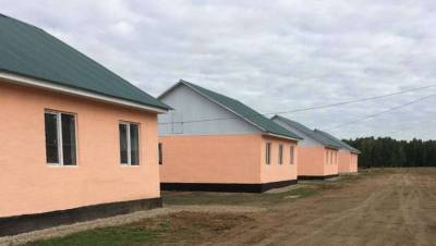 Аким района в СКО получил строгий выговор за холод, сырость и плесень в новых домах для переселенцев