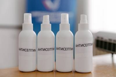 Девять человек в Якутии отравились, выпив антисептик, трое из них скончались - interfax-russia.ru - респ. Саха - Якутск - район Таттинский