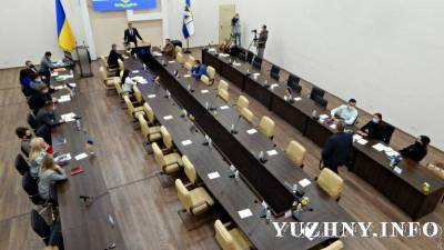 Депутаты Южного провалили первую сессию городского совета