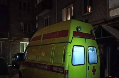 Женщина погибла, выпав из окна дома в Петрозаводске
