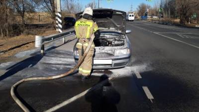 За сутки в Астраханской области сгорели два автомобиля и гараж