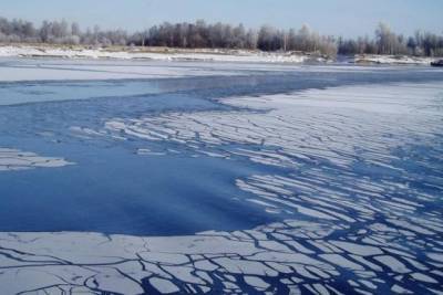 Из-за тонкого льда на реках Хабкрая без вести пропали несколько человек