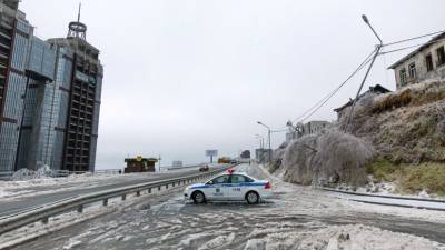 В Приморье вводят режим ЧС из-за последствий снежного циклона