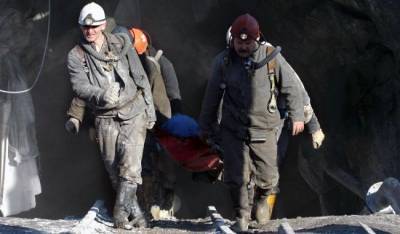 Из аварийной шахты в Донецке подняли тело одного шахтера, ищут еще троих