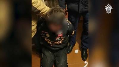 Штурм дома, где удерживали похищенного школьника, сняли на видео