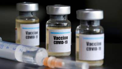 Киев до 7 декабря подпишет документы для получения вакцины от COVID-19