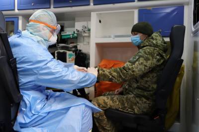 В Вооруженных силах Украины коронавирусом болеет 2650 военных: детали об их состоянии