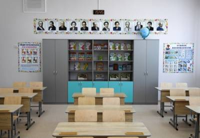 Свердловские власти прорабатывают вопрос продления учебного года для школьников