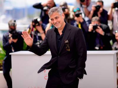Джордж Клуни развеял миф о разводе и рассказал о своей щедрости