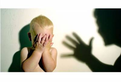 В Смоленской области скандал с избиением ребенка мамой вылился в уголовное дело