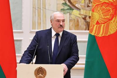 Лукашенко рассказал о центрах американских спецслужб под Киевом и Варшавой
