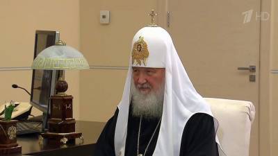 В Ново-Огареве Владимир Путин принял патриарха Кирилла и поздравил его с днем рождения