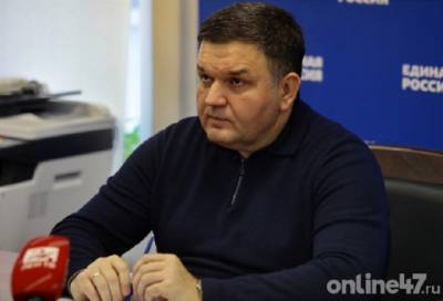 Сенатор в деле: Сергей Перминов подключился к решению важных для жителей Тосно вопросов