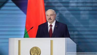 Лукашенко указал, что не имеет ничего общего с фашизмом