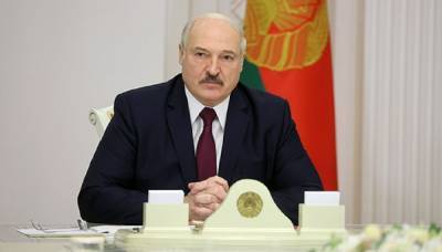Лукашенко считает, что в Киеве действует центр американских спецслужб