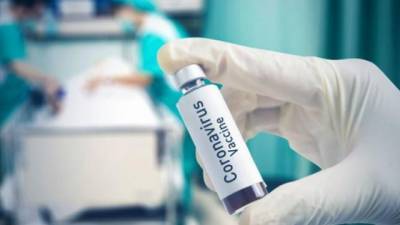 Первые вакциы против COVID-19 Украина получит в первом полугодии 2021 г