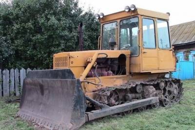 Житель Тверской области украл детали с чужого трактора, чтобы отремонтировать свой
