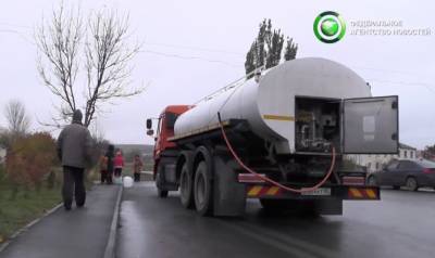 Из-за засухи в Крыму более 2000 человек получают воду только в цистернах