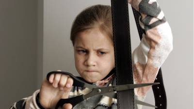 Родительское воспитание или генетика: как появляется детская жестокость