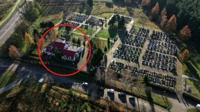 В Польше организовали карантинную зону от Covid-19 прямо на кладбище
