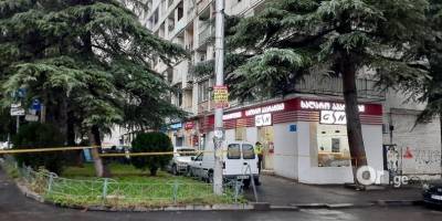 МВД: Девять человек взяты в заложники в офисе МФО в Тбилиси