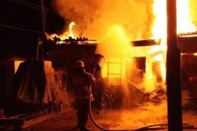 Несколько гаражей горели в Новочеркасске