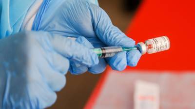 Путин: Обе российские вакцины от коронавируса безопасны и эффективны