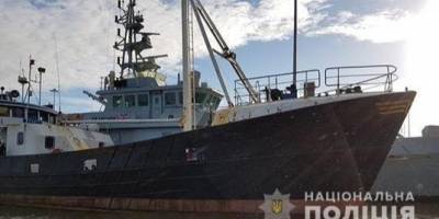 В Британии задержали двух украинских моряков. На их судне обнаружили 69 нелегалов