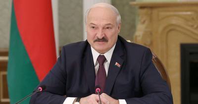 Лукашенко: "В Киеве засели американские спецслужбы и качают всю планету"