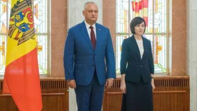 Додон готов обсудить с Санду передачу власти в Молдавии