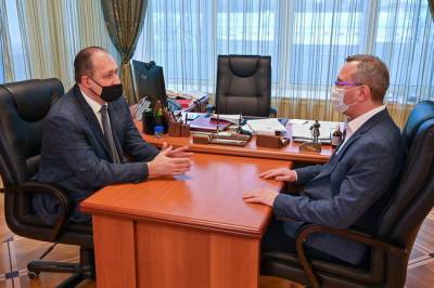 Губернатор Владислав Шапша провел встречу по созданию технопарков для диверсификации предприятий ОПК