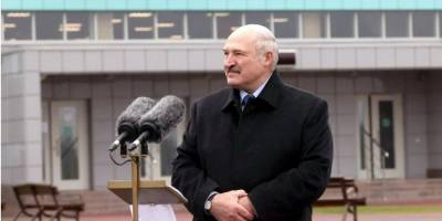 Лукашенко заявил, что против Беларуси работают спецслужбы США с центром в Киеве и «качают планету». Кулеба отреагировал «фейспалмом»