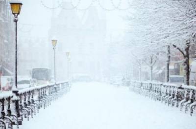 Засипатиме снігом та сильні морози: синоптики дали прогноз погоди на вихідні