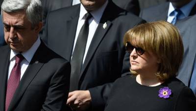 Супруга экс-президента Армении Саргсяна скончалась от COVID-19