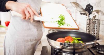 10 кулинарных лайфхаков, которые сэкономят ваши время и нервы