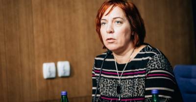 Министр образования Эстонии ушла в отставку: она возила детей на служебной машине