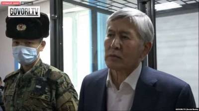 Алмазбек Атамбаев: Подтолкнувшие страну к обрыву люди сейчас окружили и Садыра Жапарова
