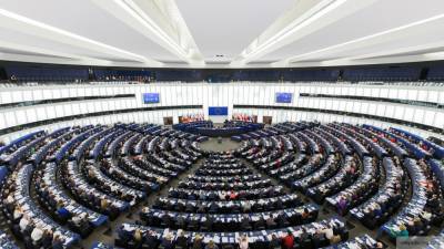 Европарламент рассматривает инициативу о снятии антироссийских санкций