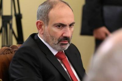Пашинян призвал к реформе армии после событий в Карабахе