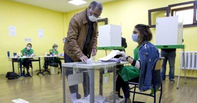 В Грузии проходит второй тур парламентских выборов: оппозиция отказалась от участия
