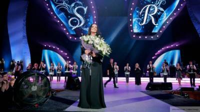 Оставшаяся без концертов Ротару бесплатно споет на "Песне года" в России