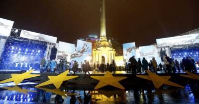 Сегодня в Украине отмечают День Достоинства и Свободы: история праздника и программа мероприятий