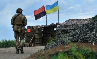 Политолог Шпаковский объяснил, почему Байден будет помогать Киеву с войной на Донбассе