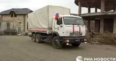 Колонна грузовиков с гуманитарной помощью из России прибыла в Степанакерт – видео