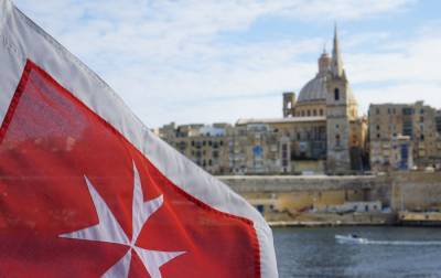 Правительство Мальты изменило условия получения "золотых паспортов"