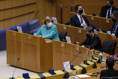 Депутаты Бундестага проиграли «масочный спор» в суде