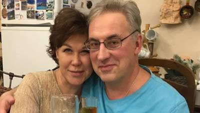 Полгода без Юленьки: как живет ведущий Андрей Норкин после смерти жены