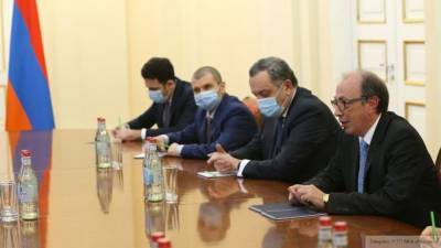 Президент и премьер Армении заявили о готовности углублять отношения с РФ